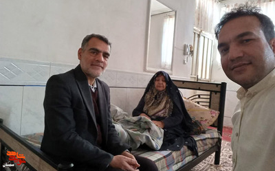 دیدار رئیس بنیاد شهید شهرستان دامغان با مادر معزز شهید محمدرضا مبارکی- بیست و پنجم بهمن‌ماه ۱۴۰۱ روستای امام آباد دامغان